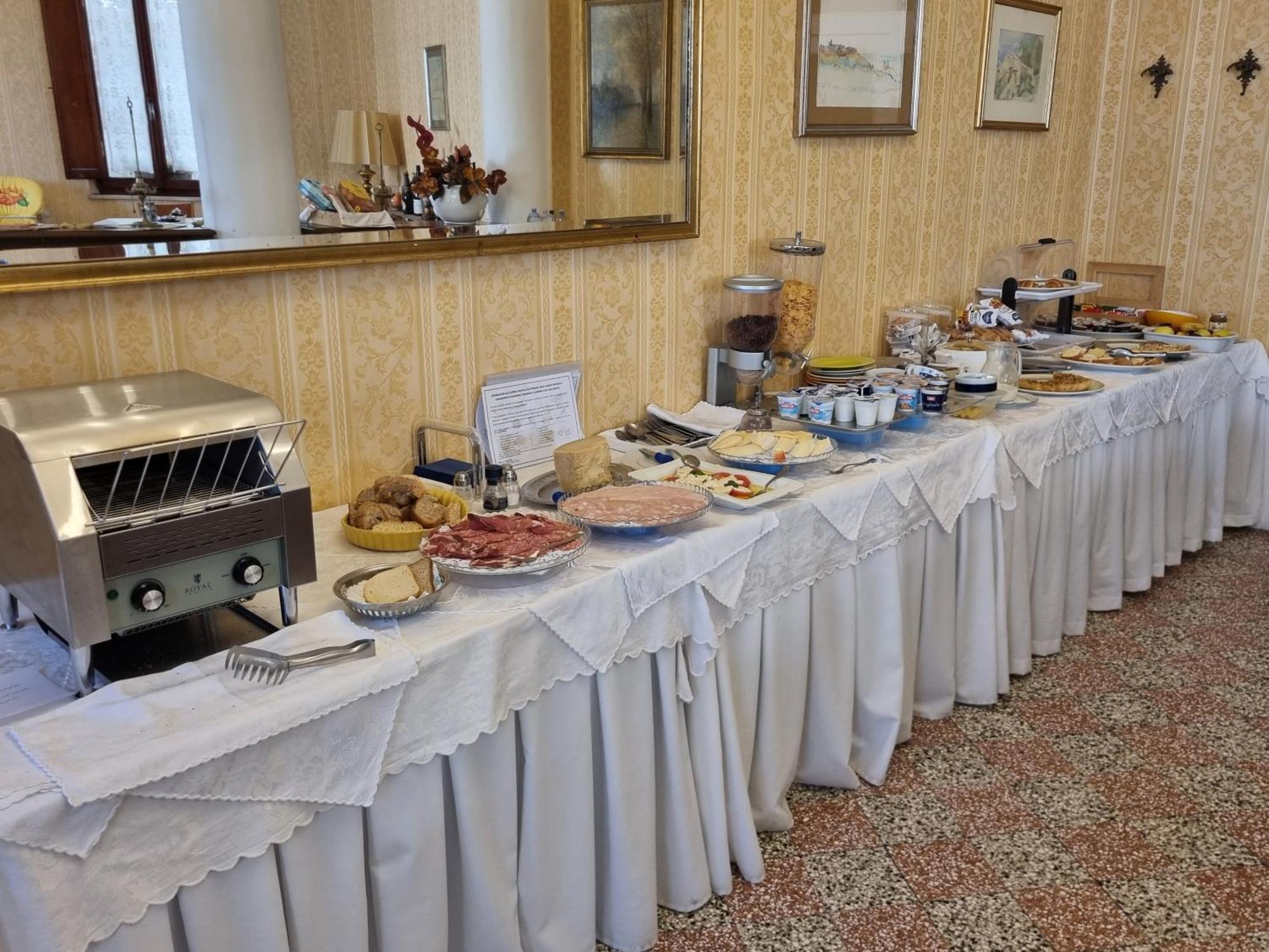 Albergo Il Marzocco - Hotel Dal 1860 Montepulciano Stazione Εξωτερικό φωτογραφία